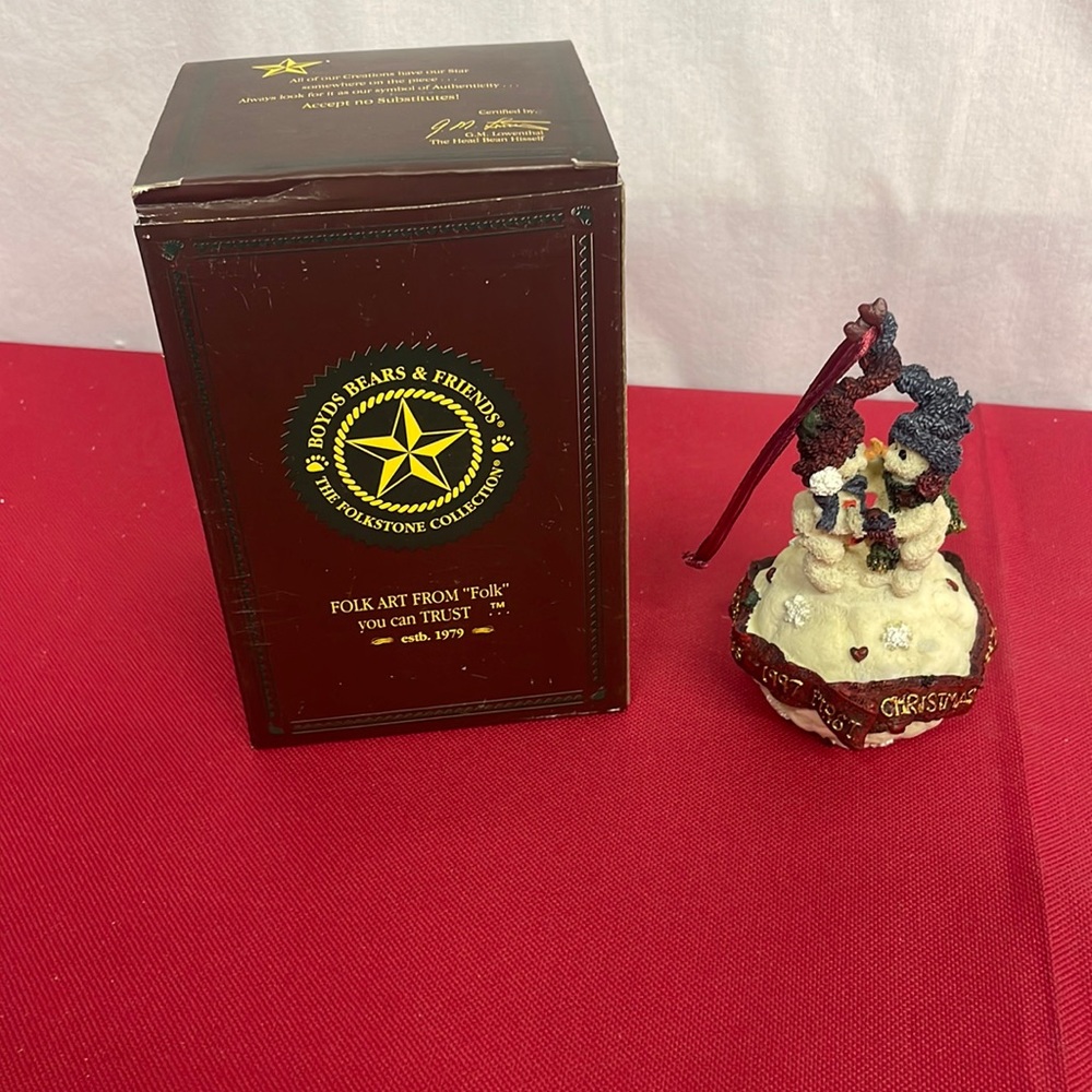 Boyd Bears & Friends Folkstone Collection 1997 Ornament Mistletoe & Holly